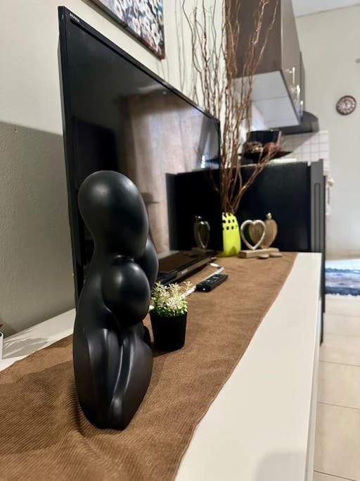 Apartment Eleni's Near The Airport Heraklion (Crete)